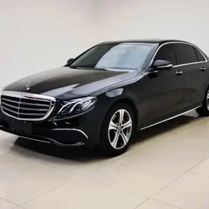 Mercedes-Benz E-Class 2018 184 л.с. — лот 57233565 из Китая