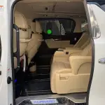 Toyota Alphard 2021 из Китая
