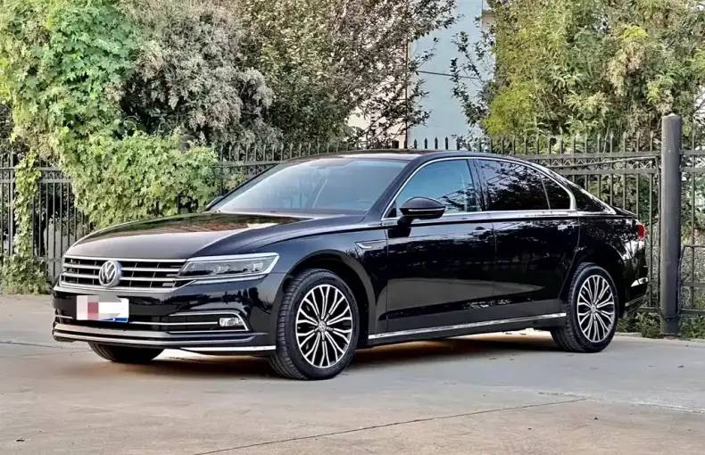 Volkswagen Phideon 2019 из Китая