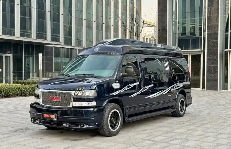 GMC Savana 2015 из Китая