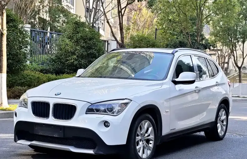 BMW X1 (Import) 2011 из Китая