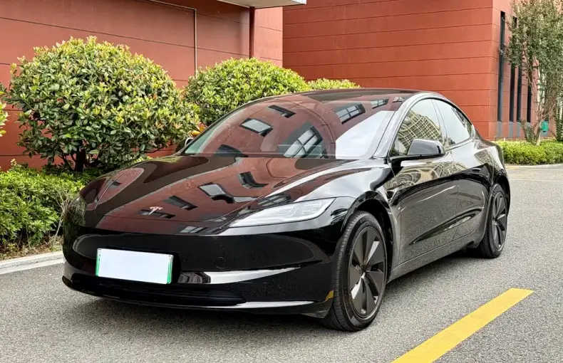 Tesla Model 3 2025 из Китая