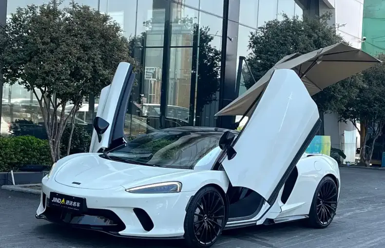 McLaren GT 2022 из Китая