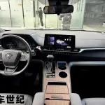Toyota Granvia 2025 из Китая