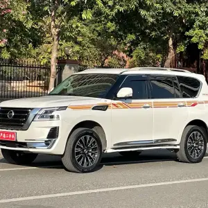 Nissan Patrol 2020 лот 57420487 из Китая