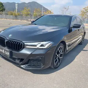 BMW 5 Series 2023 из Китая