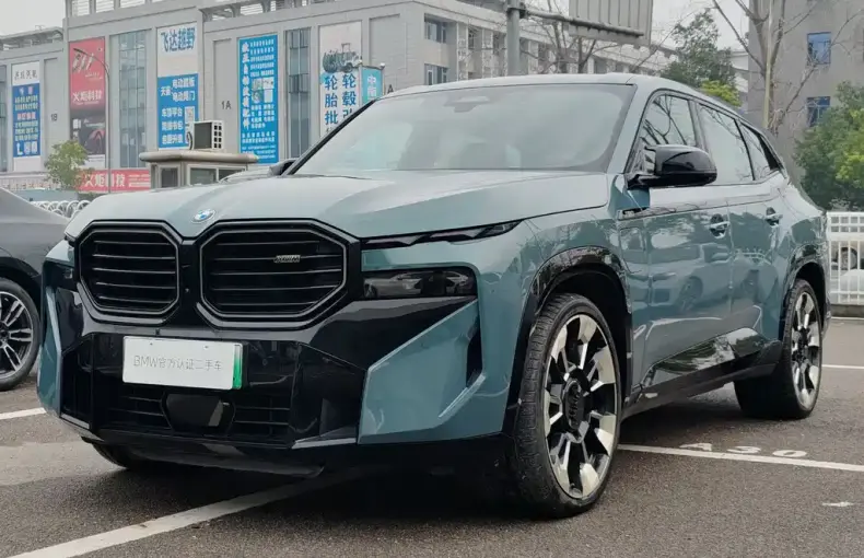 BMW XM 2024 из Китая