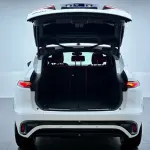 Jaguar F-PACE 2023 из Китая
