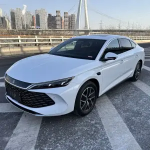 BYD Qin L 2025 101 л.с. из Китая
