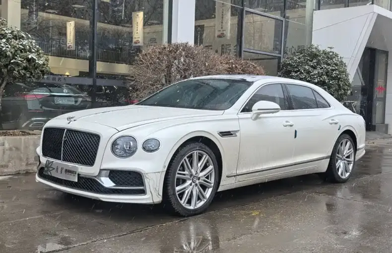 Bentley Flying Spur PHEV 2024 из Китая