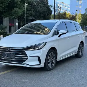 BYD MAX 2021 из Китая