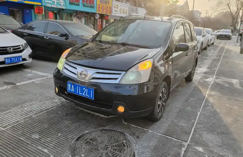 Nissan Livina 2013 из Китая