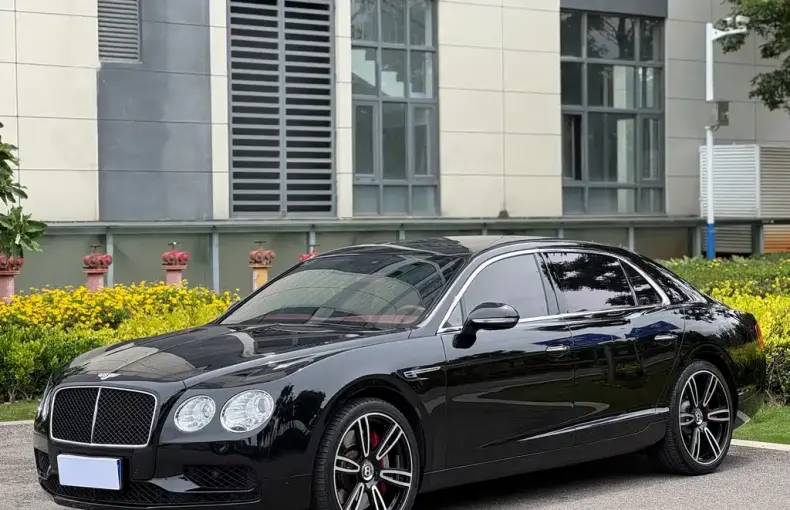 Bentley Flying Spur 2020 из Китая