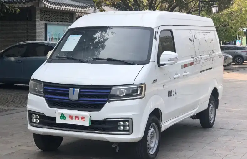 Yuan Cheng Yuan Cheng E5 2022 из Китая