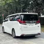 Toyota Vellfire 2022 из Китая
