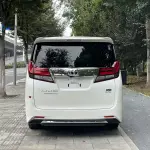 Toyota Vellfire 2022 из Китая