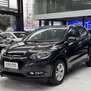 Honda Vezel 2016 из Китая