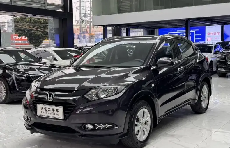 Honda Vezel 2016 из Китая
