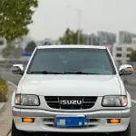 Isuzu 竞技者 2014 из Китая