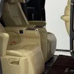 Toyota Alphard 2023 из Китая