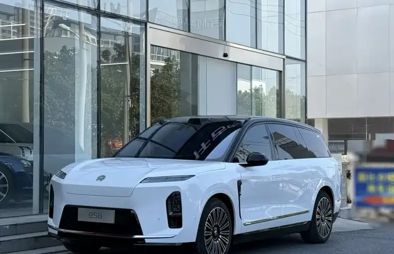 NIO ES8 2025 из Китая