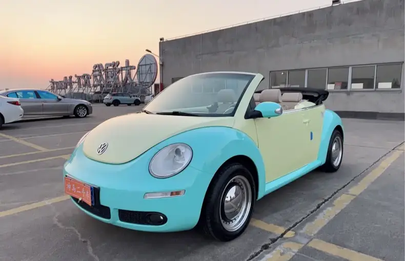 Volkswagen Beetle 2010 из Китая