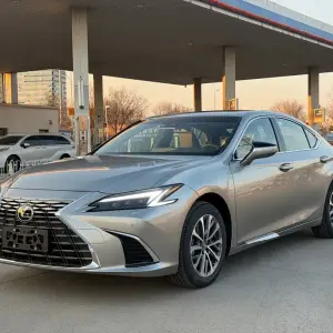 Lexus ES из Китая