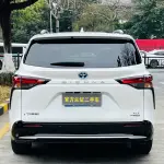Toyota Sienna 2023 из Китая
