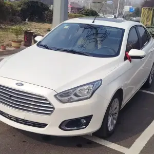 Ford Escort 2015 из Китая