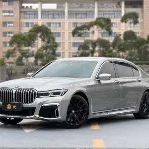 BMW 7 Series 2021 из Китая