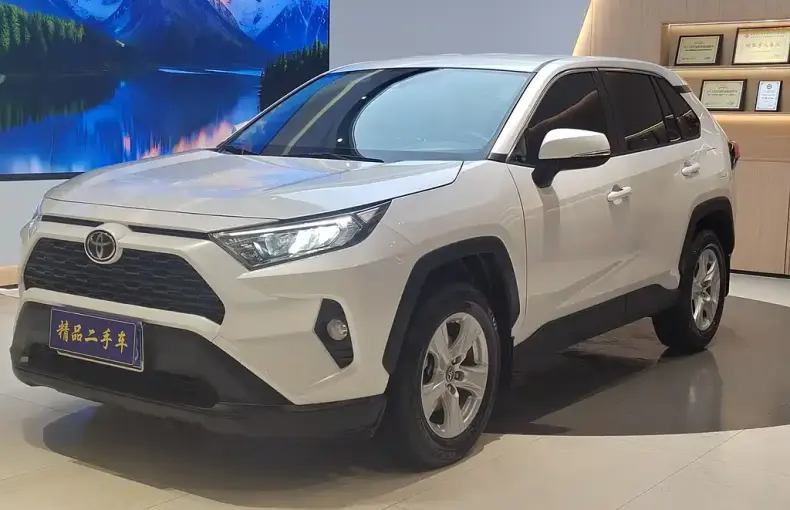 Toyota RAV4 2022 из Китая