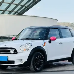 MINI Mini Countryman 2013 из Китая