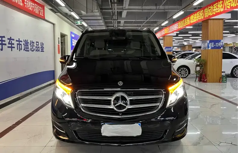 Mercedes-Benz V-Class 2019 из Китая