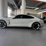 Porsche Taycan 2021 из Китая