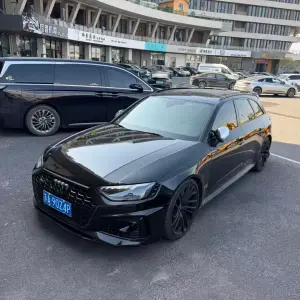 Audi RS 4 2023 из Китая