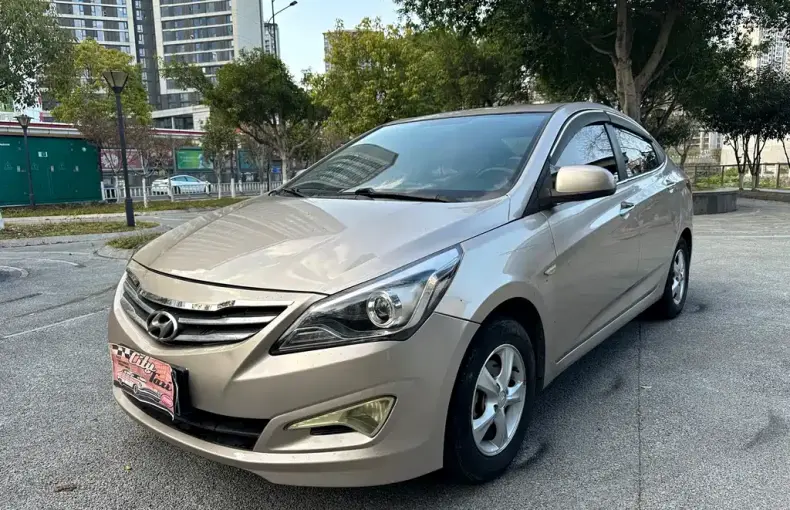 Hyundai Verna 2016 из Китая