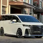 Toyota Vellfire 2024 из Китая