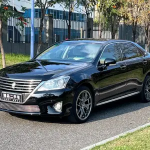 Toyota Crown 2014 из Китая