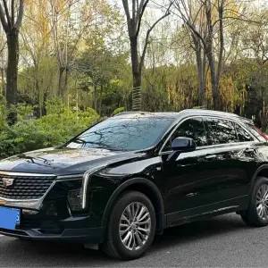 Cadillac XT4 2024 из Китая