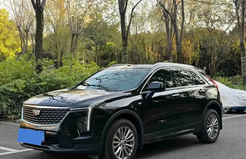 Cadillac XT4 2024 из Китая