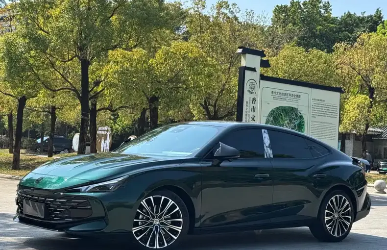 MG MG7 2023 из Китая