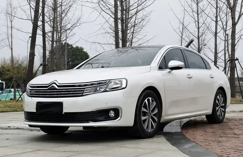 Citroen C6 2017 из Китая