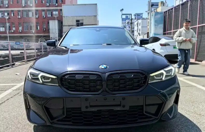 BMW 3 Series 2023 из Китая