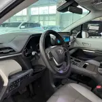 Toyota Sienna 2023 из Китая