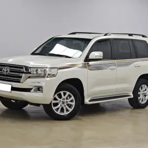 Toyota Land Cruiser 2020 из Китая