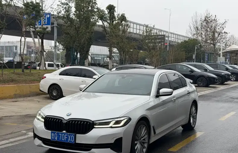 BMW 5 Series 2021 из Китая