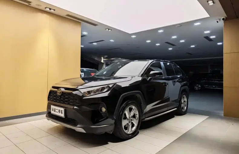 Toyota RAV4 2020 из Китая