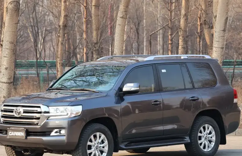 Toyota Land Cruiser 2020 из Китая
