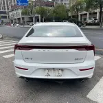 Bestune B70 2024 из Китая