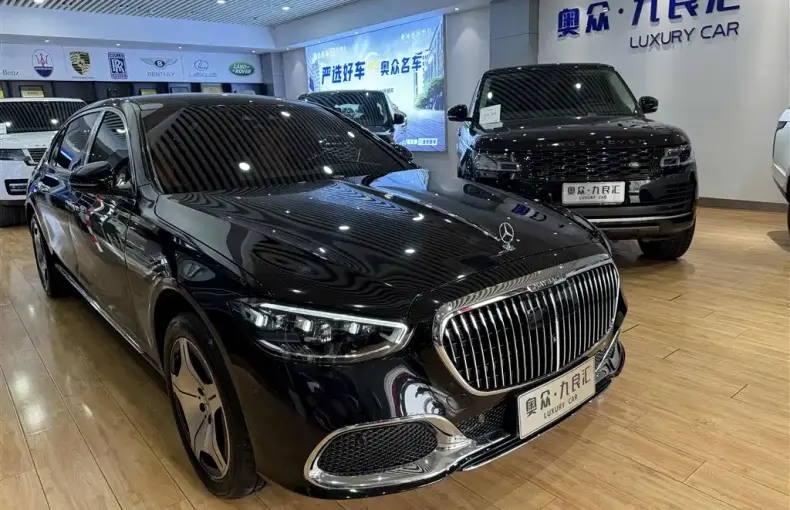 Mercedes-Benz S-Class 2024 из Китая